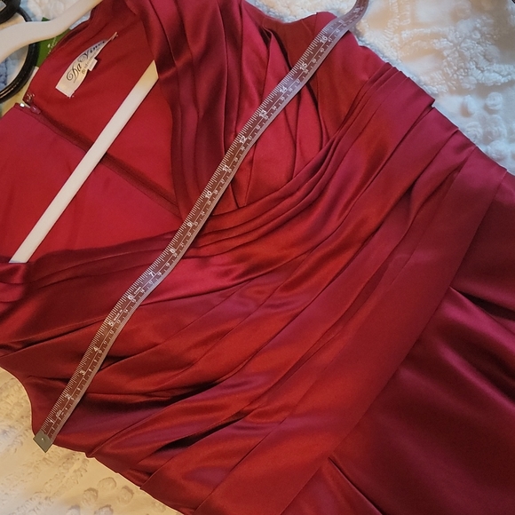 Da Vinci red bridesmaid dress - Picture 11 of 12